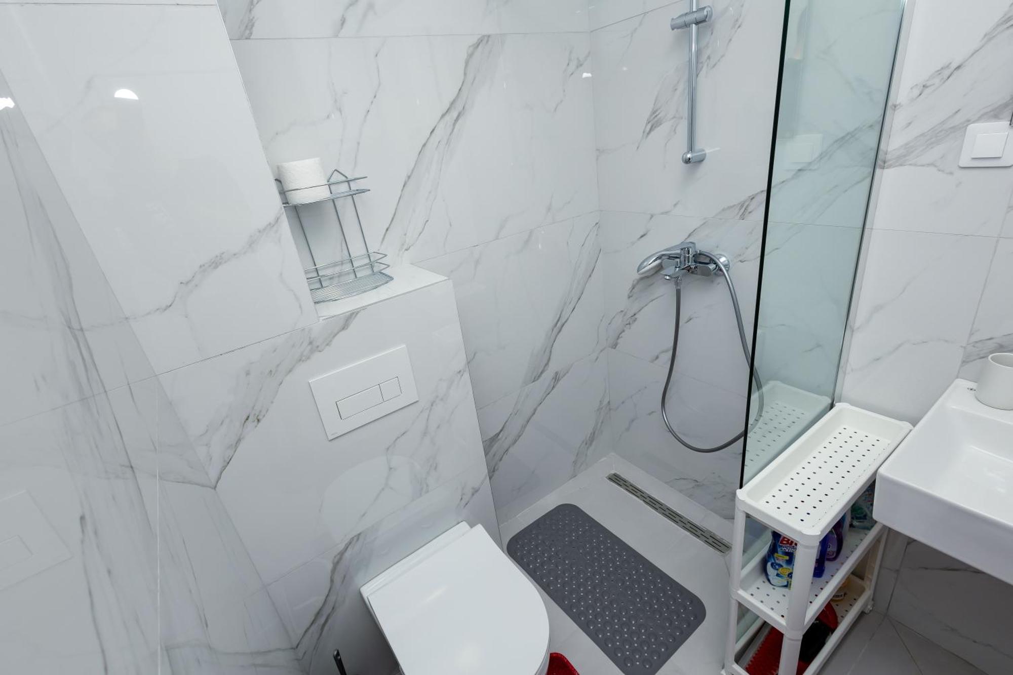 Elegant Escape Podgorica Apartment Bagian luar foto